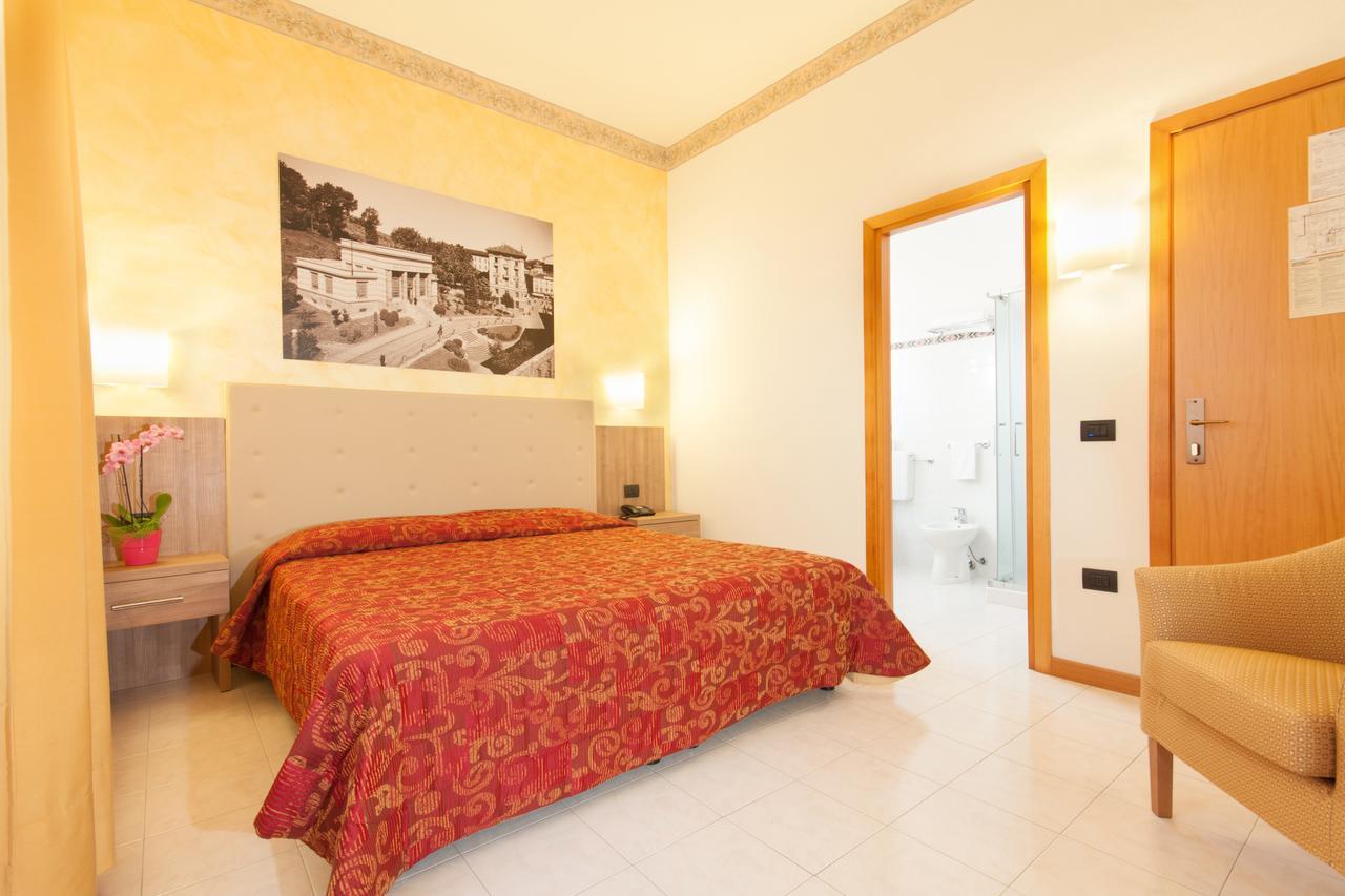 Albergo Vittoria Salsomaggiore Terme Exterior photo