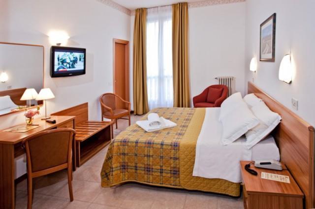 Albergo Vittoria Salsomaggiore Terme Exterior photo